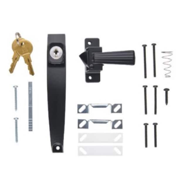 A relevant stock photo of door latch in a typical setting.