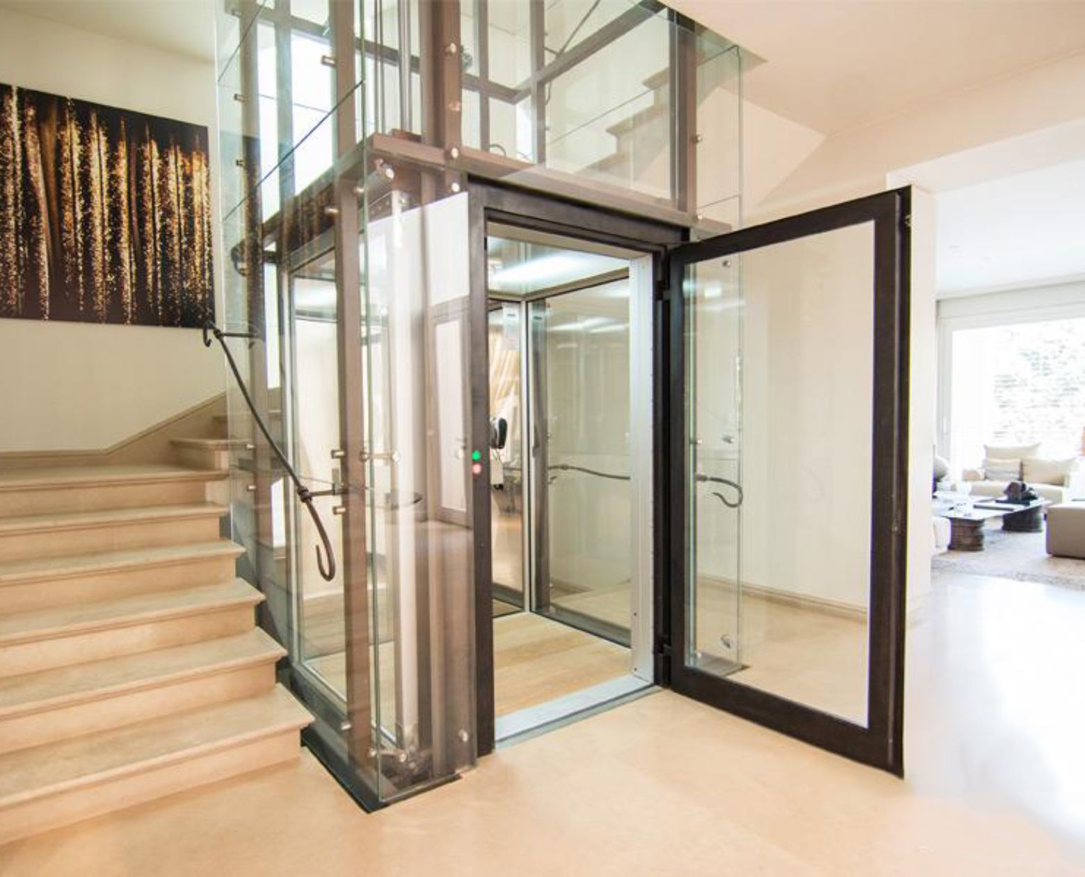 A relevant stock photo of hydraulic lift in a typical setting.